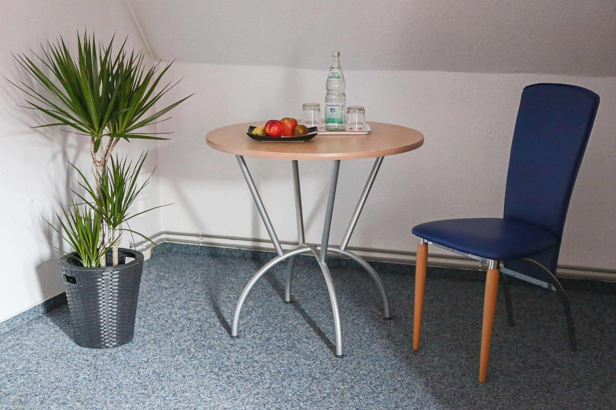 Hotel Haus Landgraf Walldorf  Eksteriør bilde